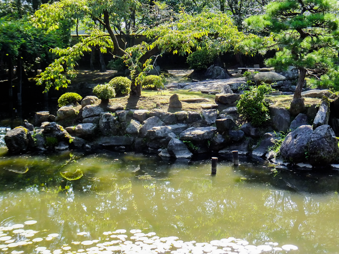 鶴の池